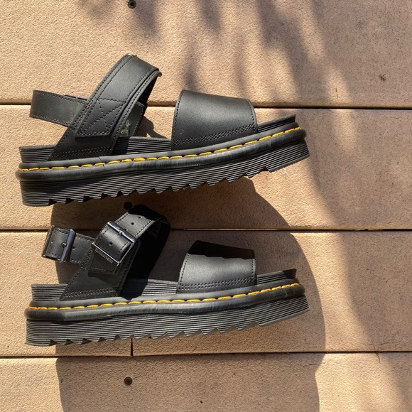 Dr. Martens Women’s Sandal - Picture 2 of 3